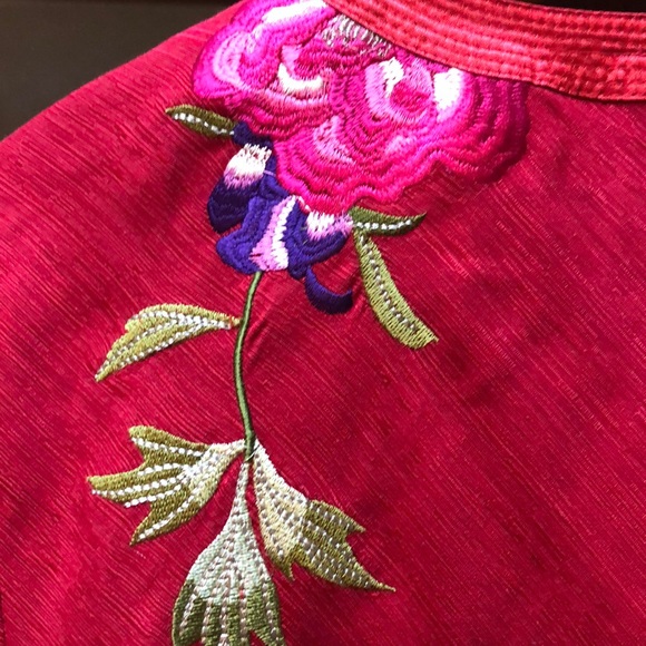 Carol little Beautiful kimono style top embroidery - Picture 5 of 8